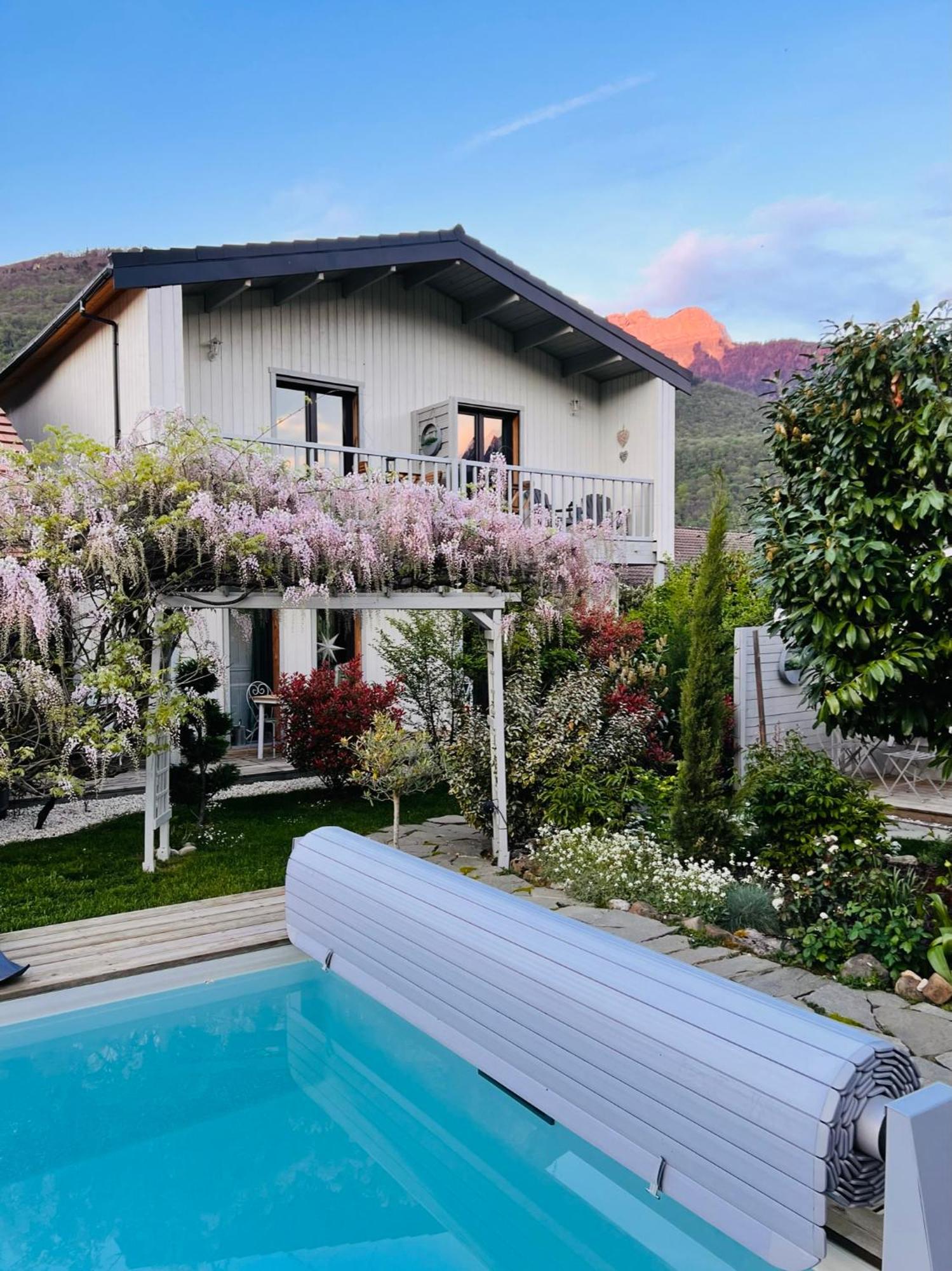 דוסאר Hygge Lodge Annecy מראה חיצוני תמונה